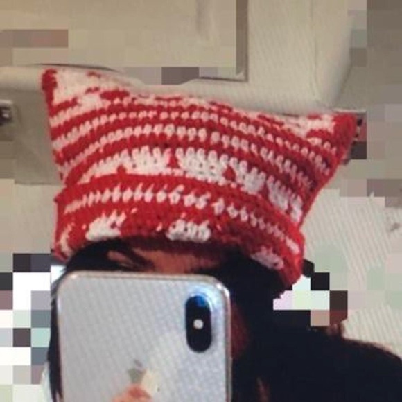 Handmade Heart cat design - Picture 2 of 2